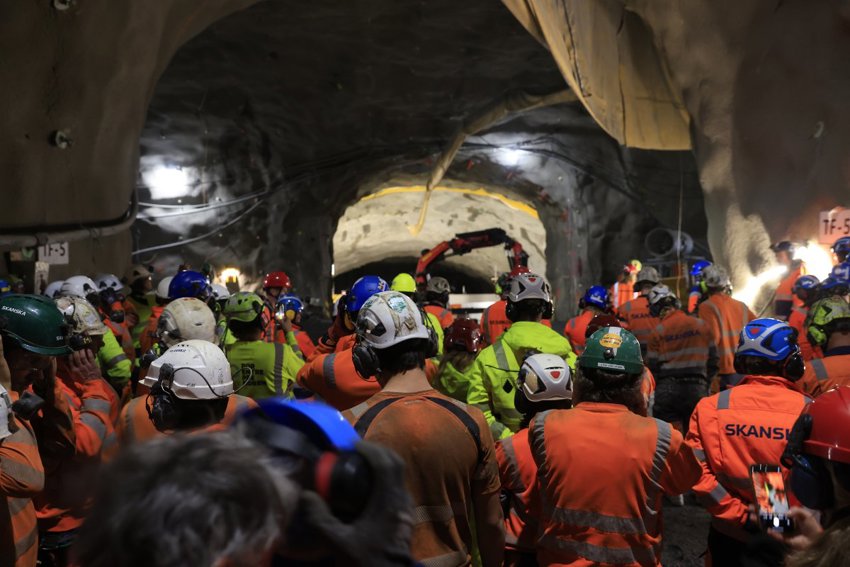 Gjennomslag i Høvik-tunnelen